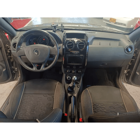 RENAULT-DUSTER-OROCH-4X4-MT-2.0-9